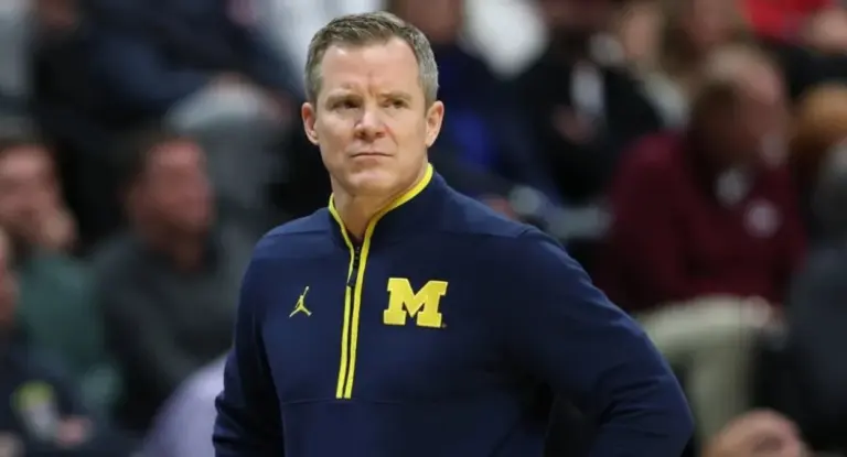 Campeão no College, Dusty May é o novo técnico do Mavericks