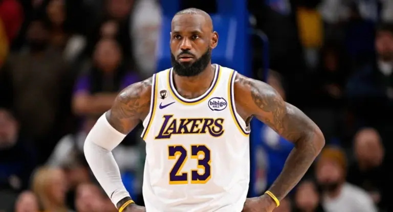 Confira a lista dos 50 melhores agentes livres da NBA em 2026