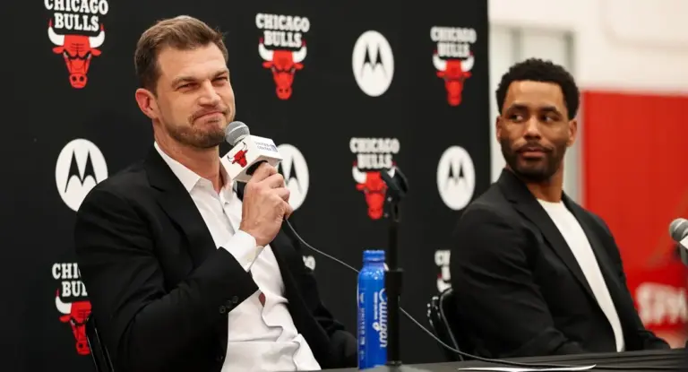Novo técnico, Tiago Splitter admite ser torcedor do Bulls