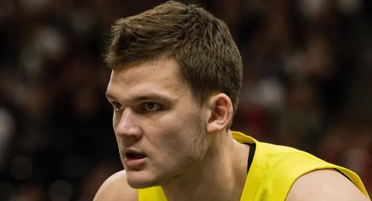 Como há dez anos, Lakers inflaciona mercado com Walker Kessler