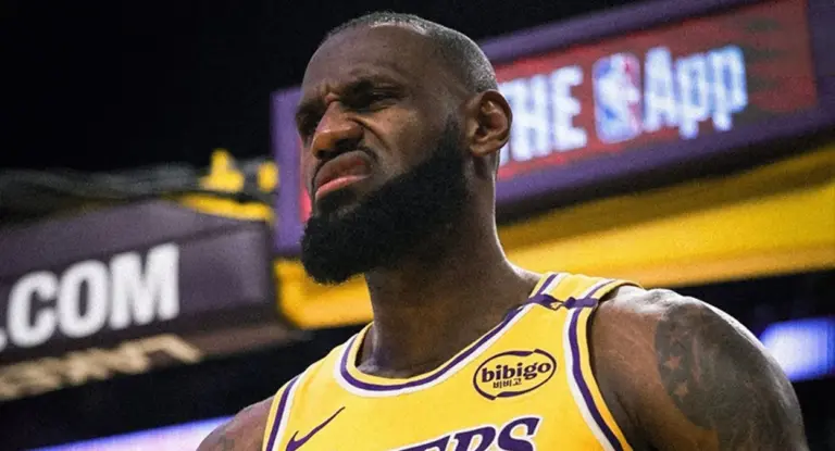 Com LeBron James, quinteto do 76ers é o melhor da NBA?