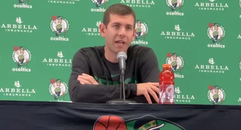 Brad Stevens: "Nós tínhamos de trocar Jaylen Brown"