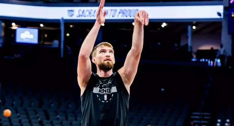 Kings descarta saídas de Zach LaVine e Domantas Sabonis