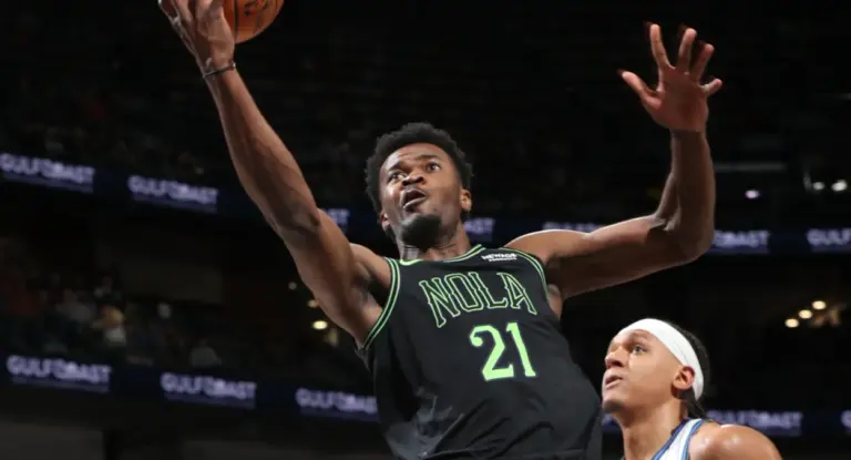 Após perder Mitchell Robinson, Knicks tentou troca com Pelicans