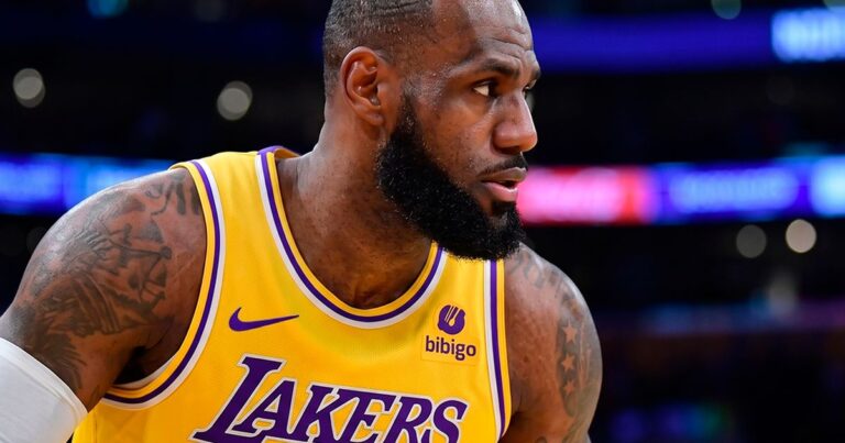 Como LeBron decidiu deixar o Lakers