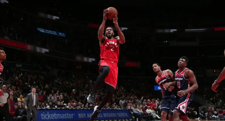 NBA barra troca de Kawhi Leonard