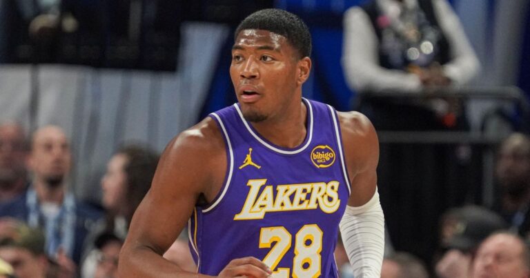 Rui Hachimura acerta contrato com rival do Lakers
