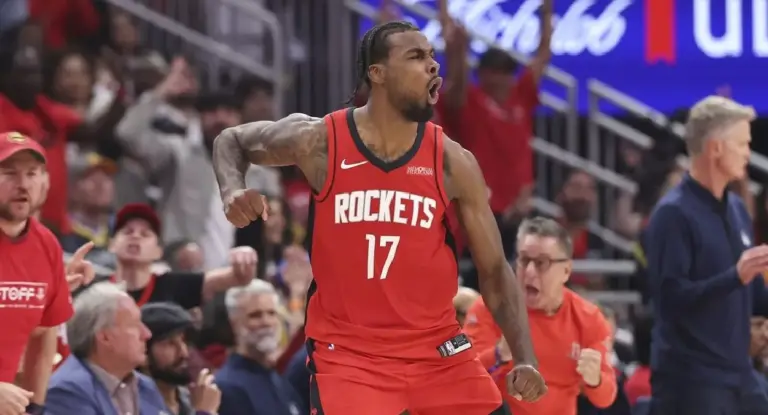 Tari Eason renova contrato com o Rockets por cinco anos