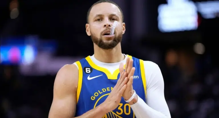 Veja os dez jogadores com os maiores salários da NBA
