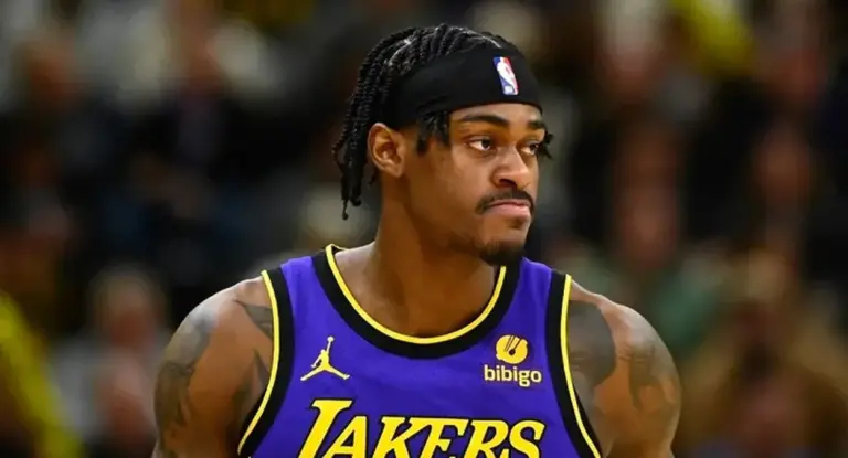 Mais um atleta do Lakers pode jogar com Luka Doncic na seleção