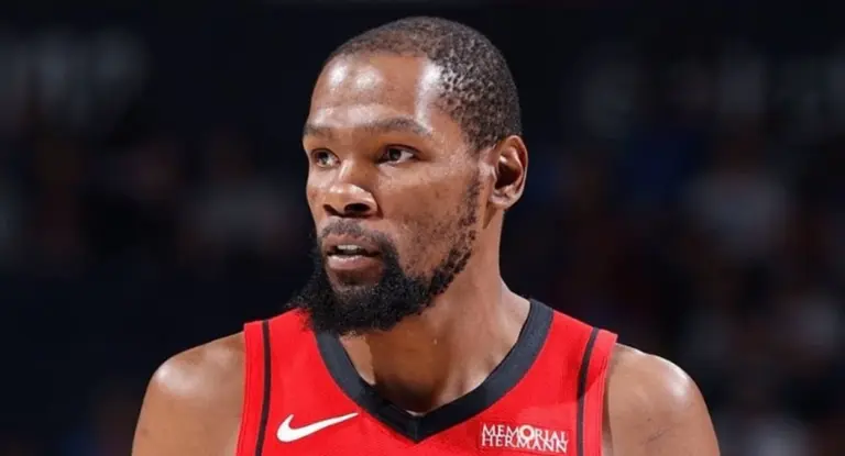 Kevin Durant revela quem é o seu jogador favorito na NBA