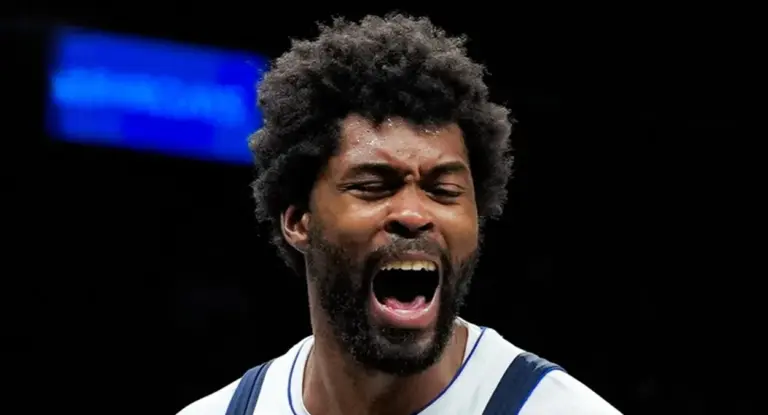 Naji Marshall estende e Mavericks fica pronto para trocas