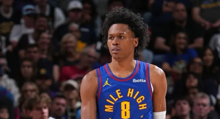 Novo reforço do Cavaliers, Peyton Watson cutuca Nuggets