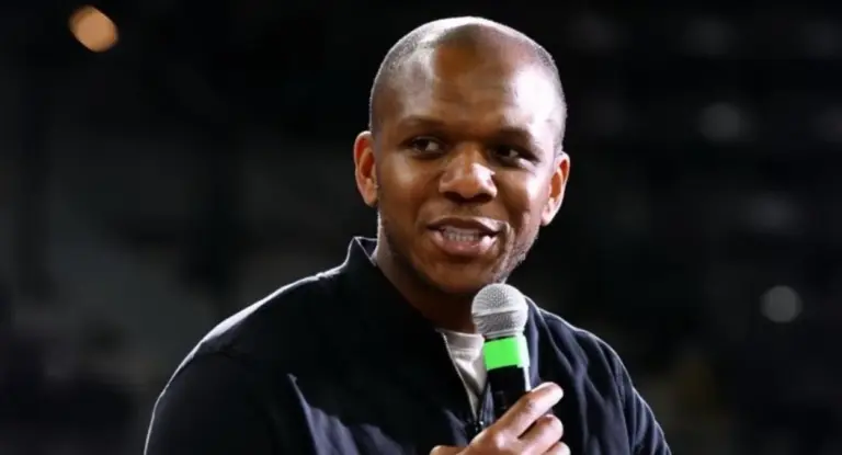 Tricampeão da NBA aconselha jovens jogadores: "Aprendam a jogar basquete"