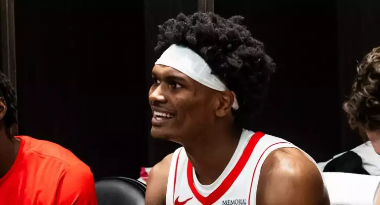 Amen Thompson fecha contrato de cinco anos com o Rockets