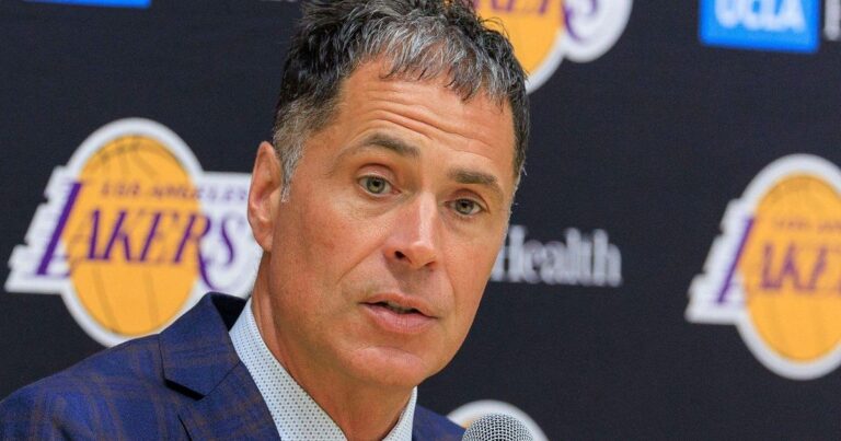 as três contratações que Pelinka fez fora da quadra
