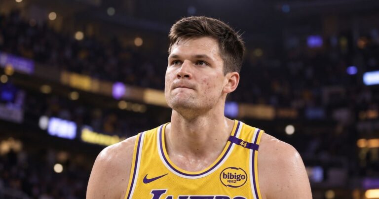 O elenco do Lakers já tem a resposta dentro de casa