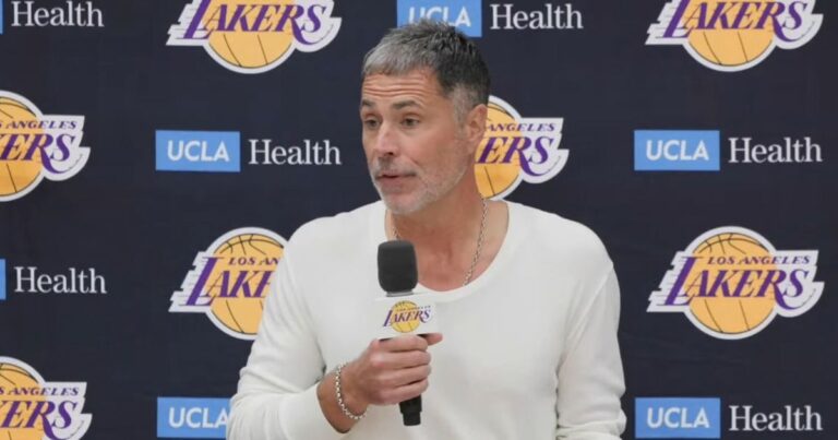 Pelinka revela como foi a saída