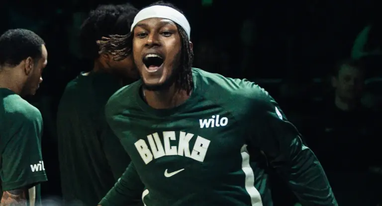 Ideia de troca tripla leva Myles Turner ao Pelicans