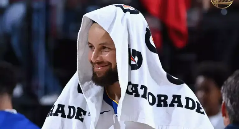 Warriors oferece "menu de contratos" a Stephen Curry por extensão
