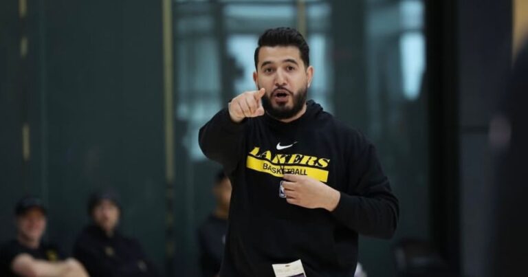 quem é o novo técnico
