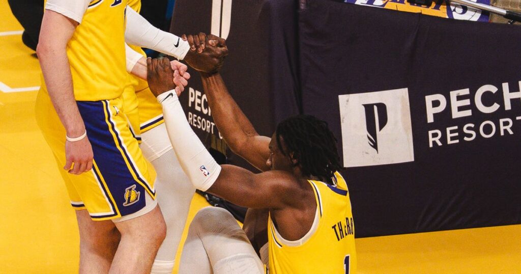 Cameron Carr vai à G League e desfalca o Lakers