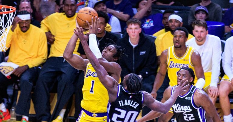o joelho que preocupa o Lakers