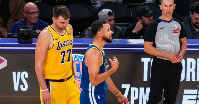Lakers cai para 3º entre os times mais valiosos da NBA