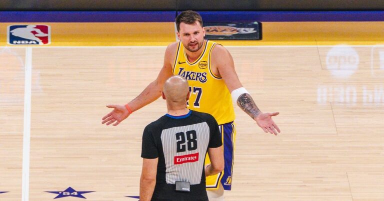 Luka Doncic precisa parar de reclamar da arbitragem