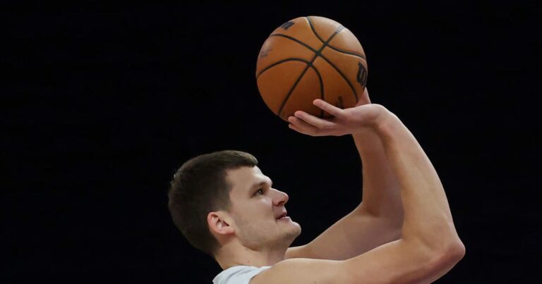 o duelo do rebote contra o Blazers