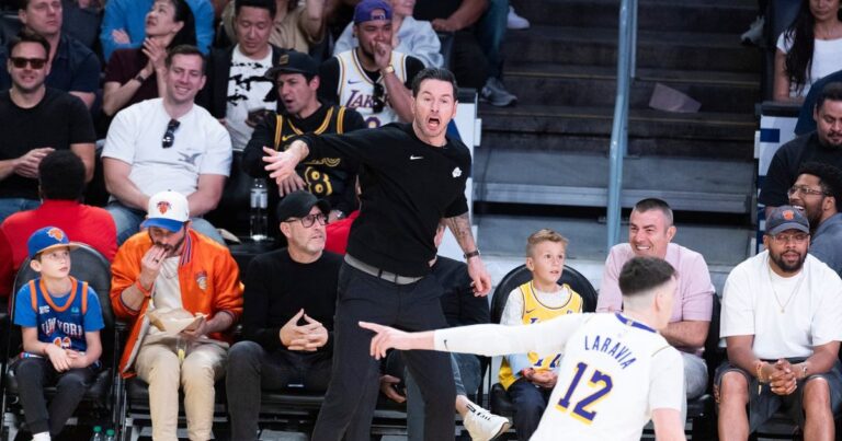 Quinteto do Lakers na estreia: as pistas de Redick